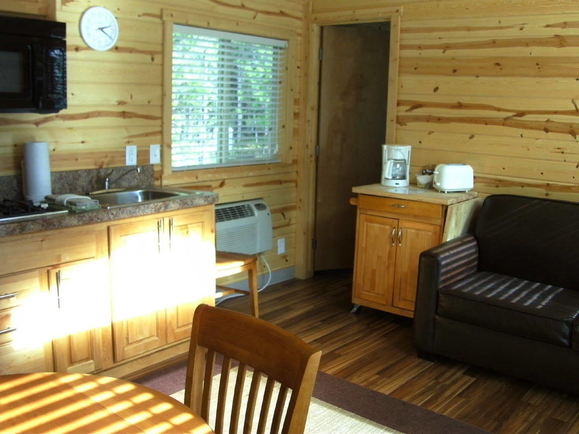 Bend-Sunriver Rv Campground Three Rivers Екстер'єр фото
