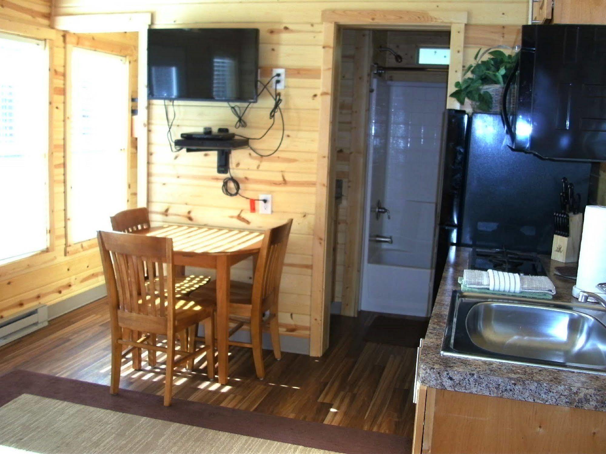 Bend-Sunriver Rv Campground Three Rivers Екстер'єр фото